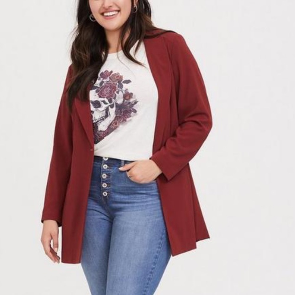 Torrid Studio Crepe Longline Blazer size 2